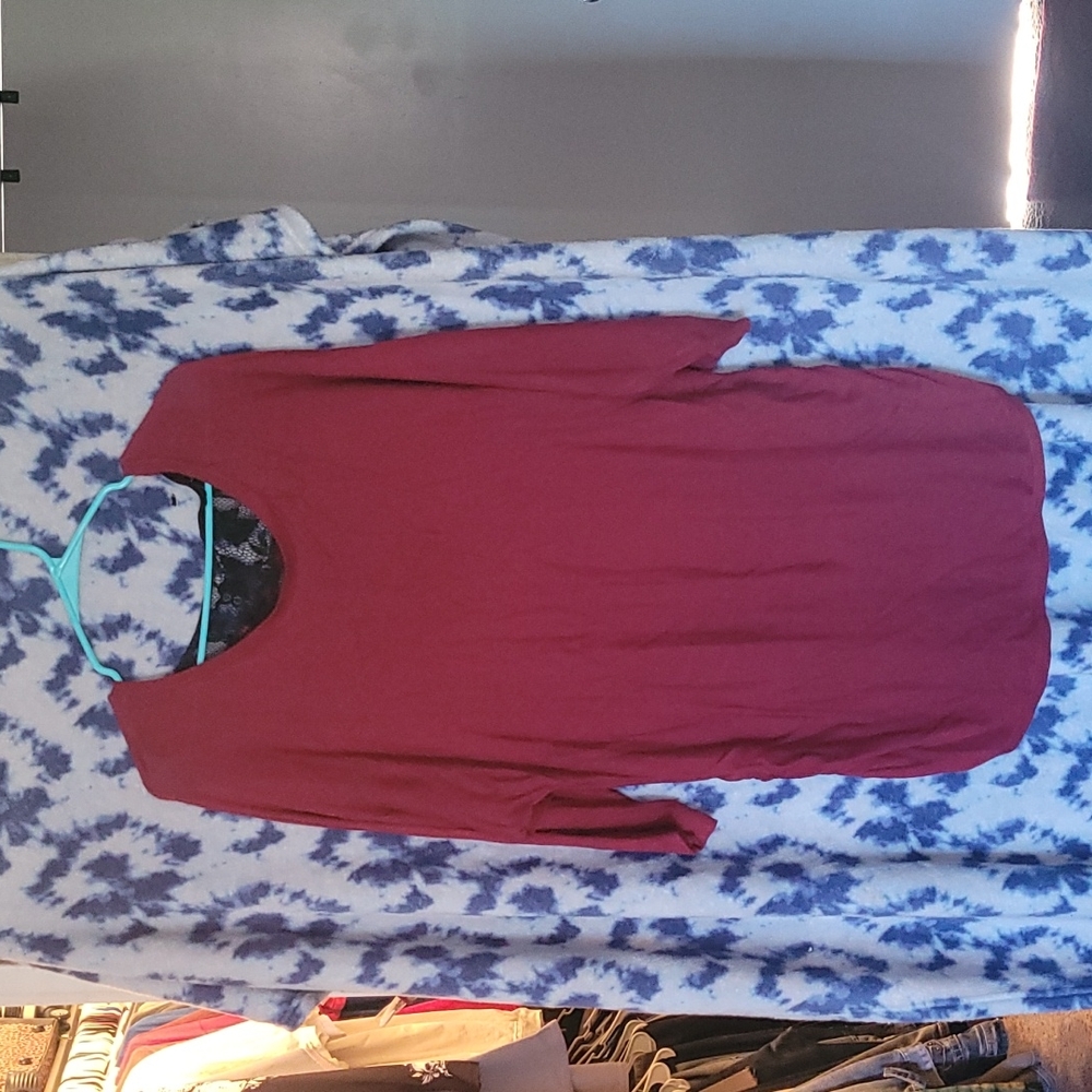 Torrid, size 2, red and black long sweater